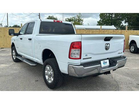 Used 2024 RAM 2500 Big Horn w/ Off Road Package AWD/4WD image 4