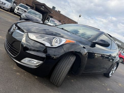 Used 2016 Hyundai Veloster w/ Option Group 03 FWD image 51