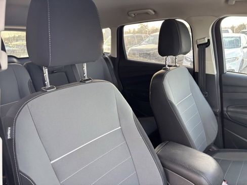 Used 2014 Ford Escape SE w/ Equipment Group 201A image 21