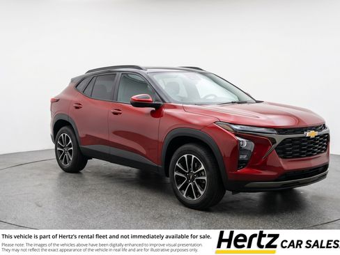 Used 2025 Chevrolet TrailBlazer LT FWD image 1