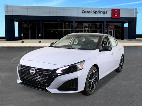 New 2026 Nissan Altima 2.5 SR w/ SR Premium Package FWD image 1