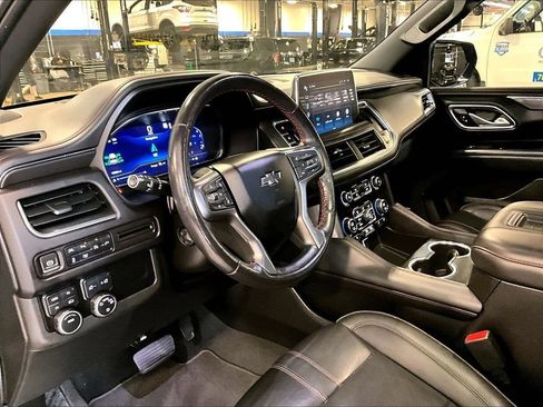 Used 2022 Chevrolet Tahoe RST w/ Luxury Package AWD/4WD image 8