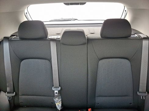 New 2025 Hyundai Venue SE image 13