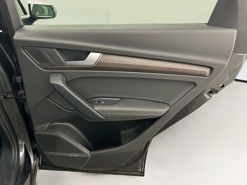 Used 2023 Audi Q5 2.0T Premium Plus w/ Premium Plus Package image 33