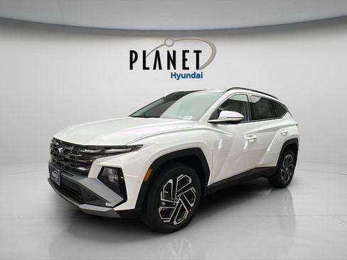 New 2026 Hyundai Tucson Limited AWD/4WD image 2