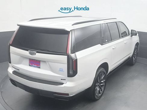 Used 2024 Cadillac Escalade ESV Sport w/ LPO, ONYX Package AWD/4WD image 26