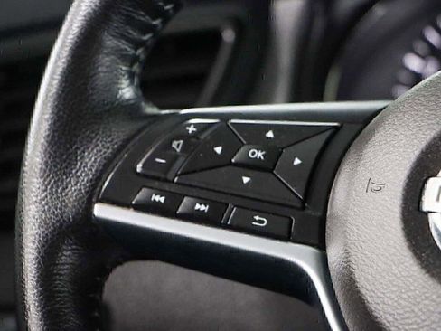 Used 2020 Nissan Rogue Sport SL image 13