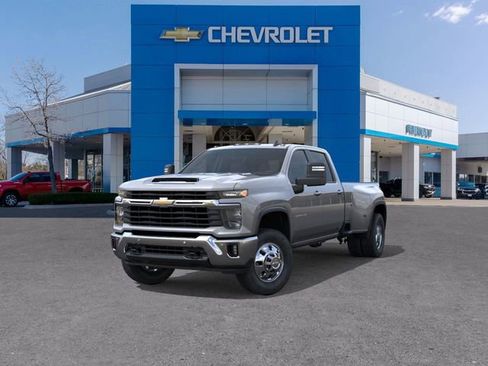 New 2026 Chevrolet Silverado 3500 LT w/ All Star Edition image 8