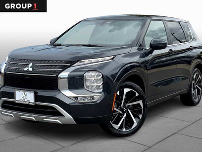 Used 2024 Mitsubishi Outlander SE