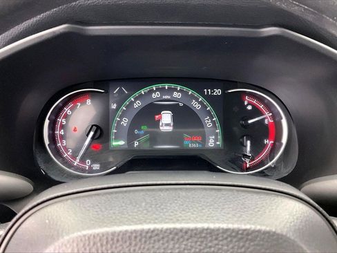 Used 2025 Toyota RAV4 LE image 20