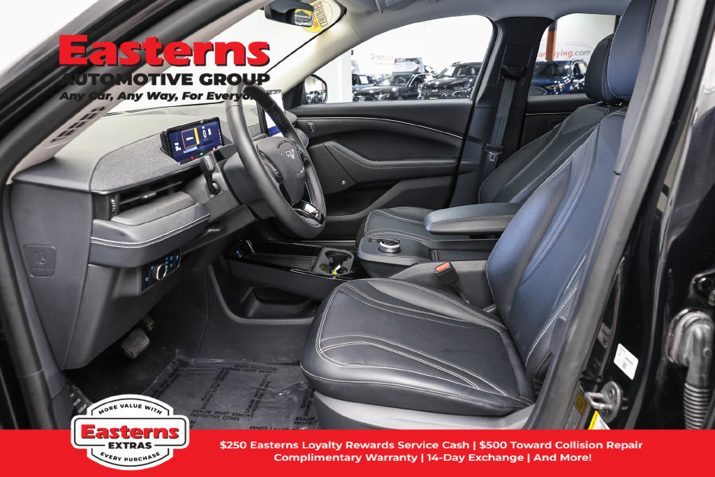 Used 2023 Ford Mustang Mach-E Premium AWD/4WD image 15
