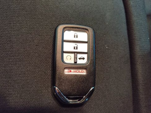 Used 2021 Honda Civic EX image 32
