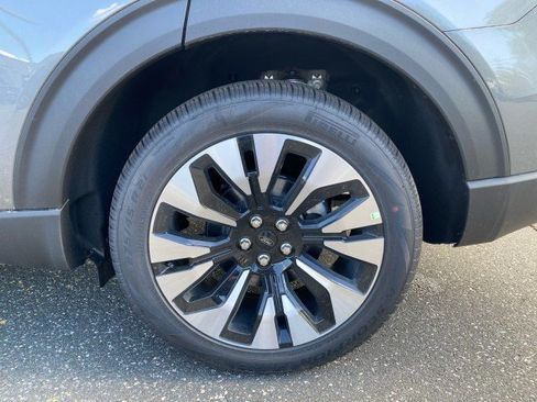 New 2026 Ford Explorer Platinum w/ LUX Leather Package AWD/4WD image 27