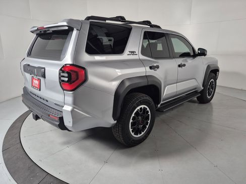 New 2026 Toyota 4Runner 4WD image 5