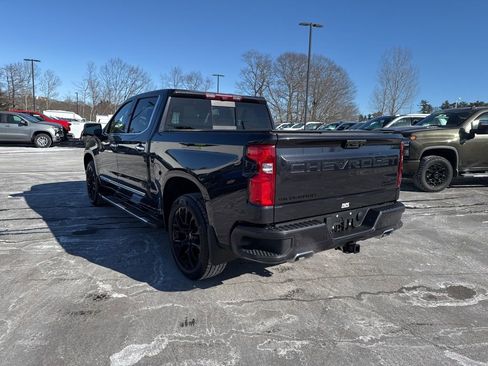Used 2023 Chevrolet Silverado 1500 High Country w/ High Country Premium Package image 5