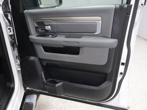 Used 2017 RAM 1500 Big Horn AWD/4WD image 23
