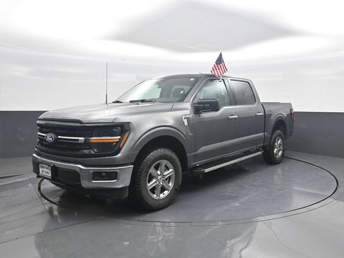 Used 2025 Ford F150 XLT w/ Equipment Group 301A Standard AWD/4WD image 4