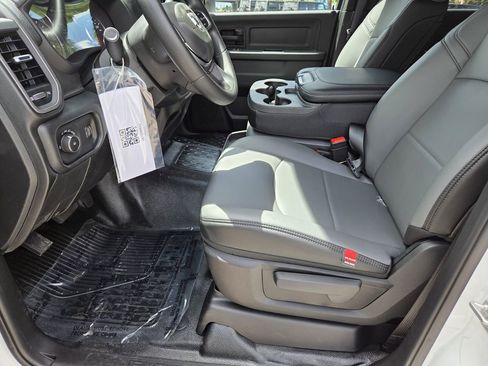 New 2026 RAM 3500 Tradesman w/ Chrome Appearance Group A AWD/4WD image 17