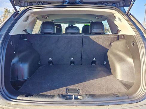 Certified 2022 Jeep Compass Limited image 32