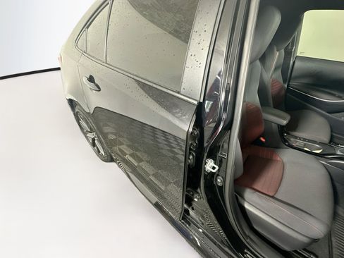Used 2025 Toyota Corolla SE FWD image 28