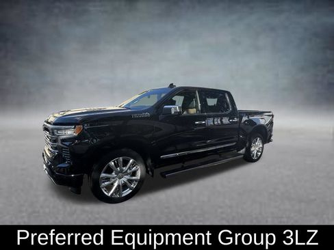 Used 2024 Chevrolet Silverado 1500 High Country w/ Technology Package RWD image 3