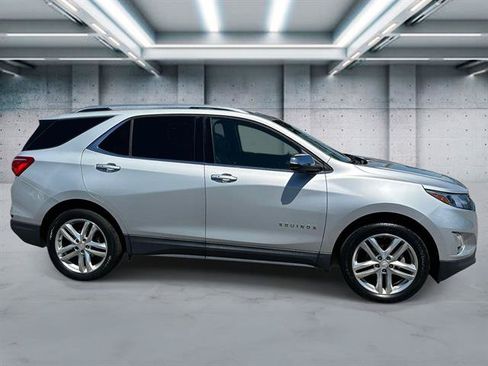 Used 2018 Chevrolet Equinox Premier AWD/4WD image 24