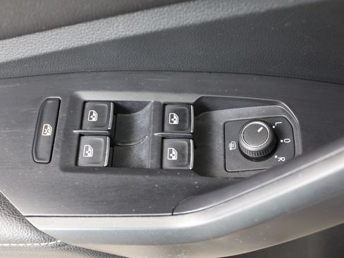 Certified 2024 Volkswagen Jetta S FWD image 16