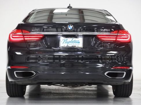 Used 2017 BMW 740i xDrive AWD/4WD image 11