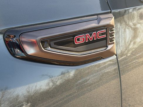 New 2026 GMC Yukon AT4 Ultimate w/ LPO, Floor Liner Package image 10