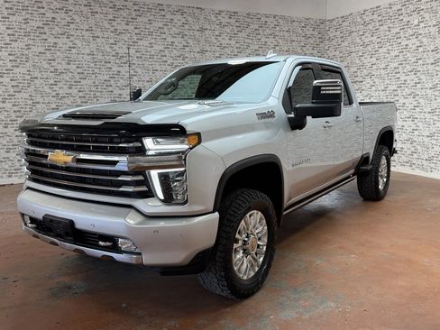 Used 2023 Chevrolet Silverado 3500 High Country w/ Z71 Off-Road Package image 3