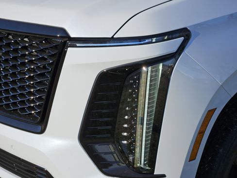 New 2026 Cadillac Escalade ESV Sport w/ LPO, ONYX Package image 5