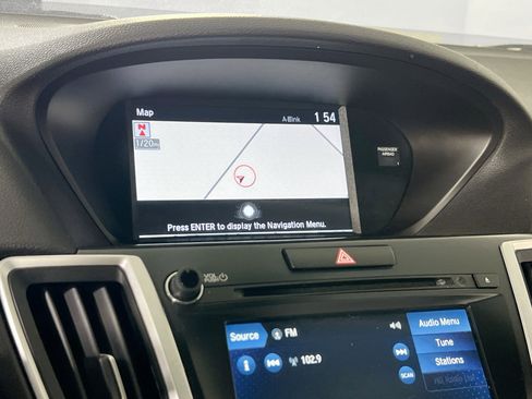 Used 2018 Acura TLX w/ Technology Package FWD image 13