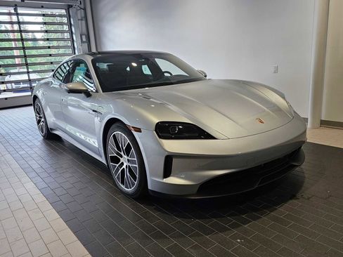 New 2025 Porsche Taycan image 9
