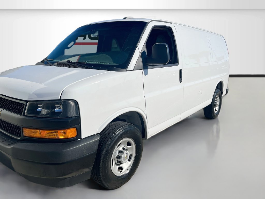 Used 2024 Chevrolet Express 2500 w/ Driver Convenience Package RWD image 3