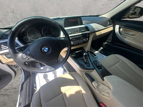 Used 2018 BMW 320i xDrive Sedan AWD/4WD image 31