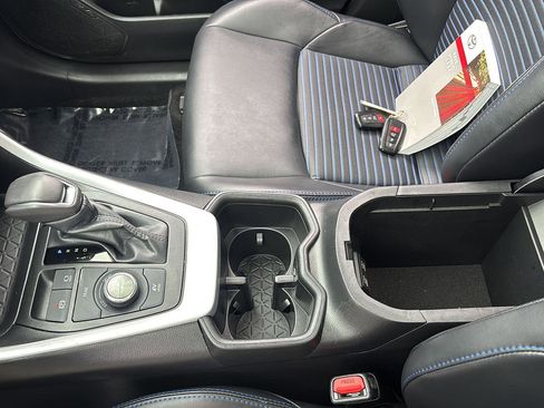 Used 2024 Toyota RAV4 XSE w/ Weather Package AWD/4WD image 37