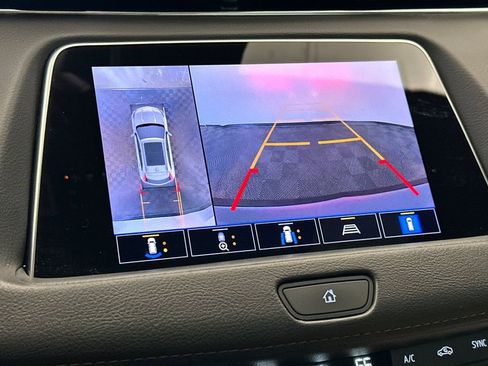 Used 2022 Cadillac XT4 Sport w/ Comfort Package image 19