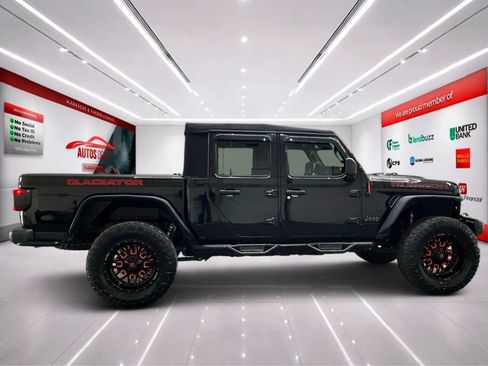 Used 2020 Jeep Gladiator Rubicon AWD/4WD image 8