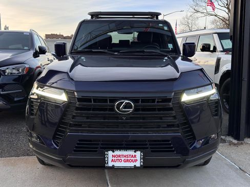 Used 2024 Lexus GX 550 GX 550 Premium w/ Accessory Package (31) image 2