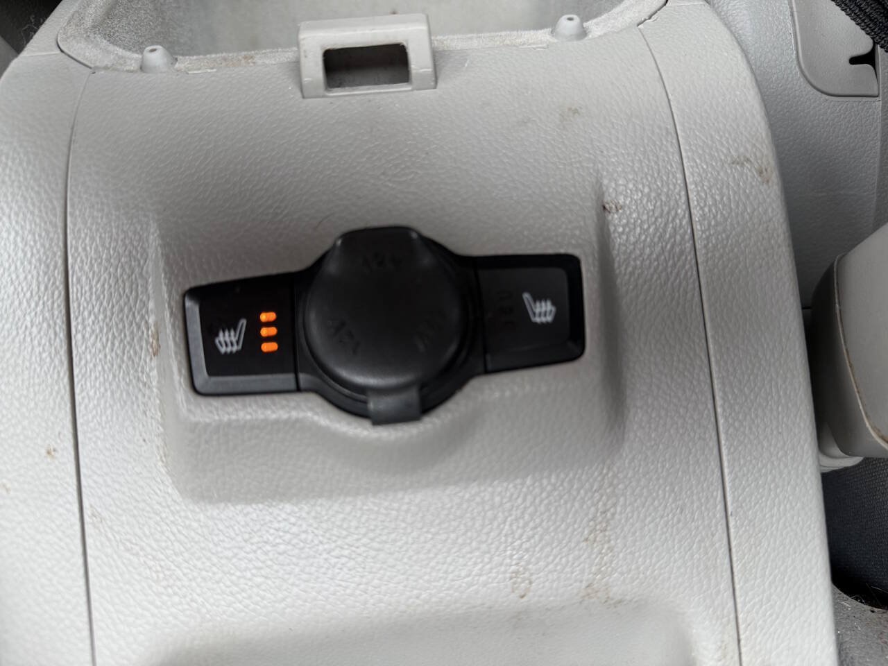 Used 2008 Saturn Vue XE FWD image 37