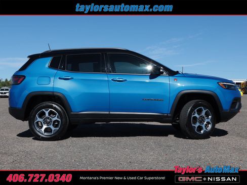 Used 2022 Jeep Compass Trailhawk w/ Trailhawk Elite Group AWD/4WD image 3