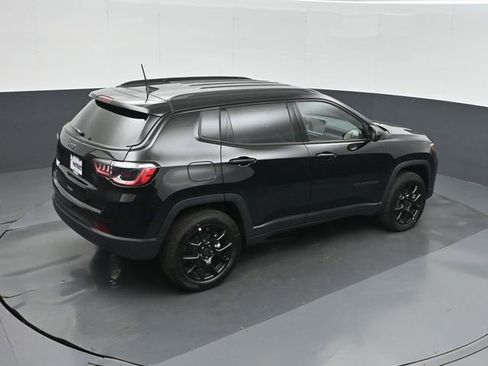 New 2026 Jeep Compass Latitude AWD/4WD image 31