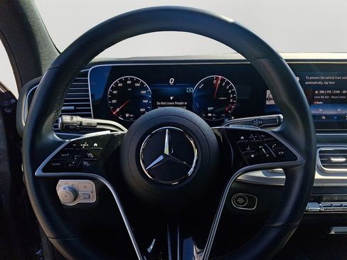 Used 2024 Mercedes-Benz GLE 450e 4MATIC image 21