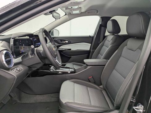 New 2026 Chevrolet Trax LT FWD image 17