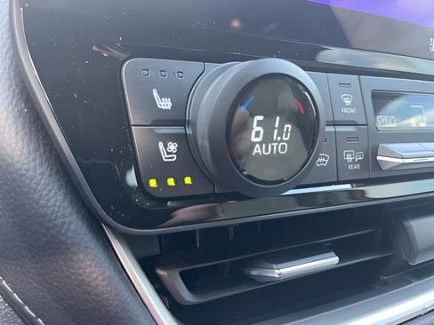 Used 2024 Toyota Grand Highlander Limited image 24