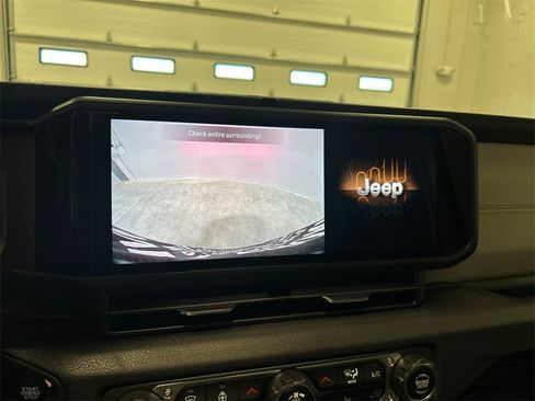 New 2025 Jeep Wrangler Sport S image 22