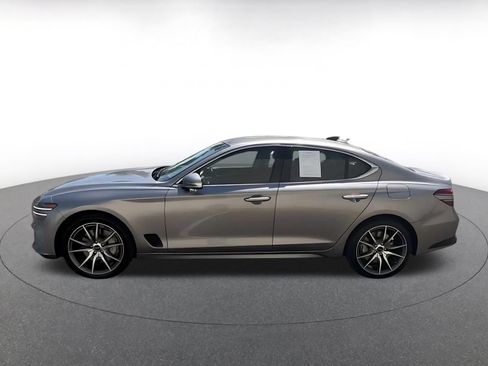 Used 2026 Genesis G70 2.5T RWD image 9
