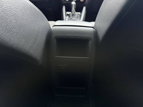 Used 2016 Volkswagen Jetta SEL Premium FWD image 29