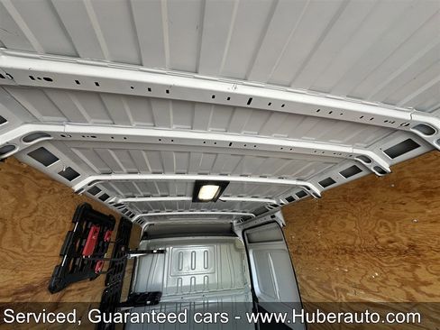 Used 2023 RAM ProMaster 2500 w/ Premium Appearance Group FWD image 16