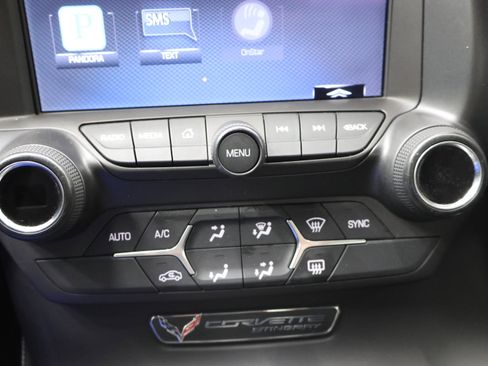 Used 2015 Chevrolet Corvette Stingray Coupe image 36